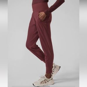 Athleta Venice velvet stripe jogger in “decedent chocolate” size large